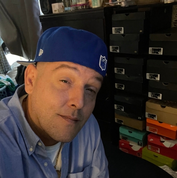 Meet your Posher, Tj - Picture 2 of 10